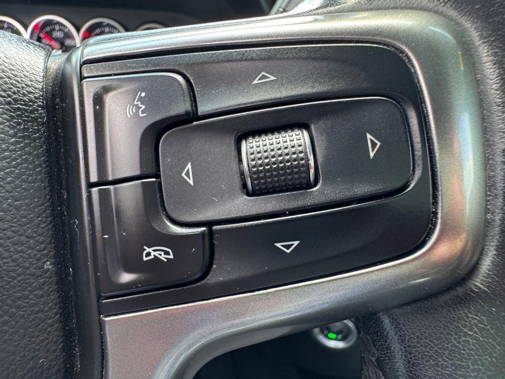 Chevrolet Silverado 1500 LT Crew Cab 2WD 2020