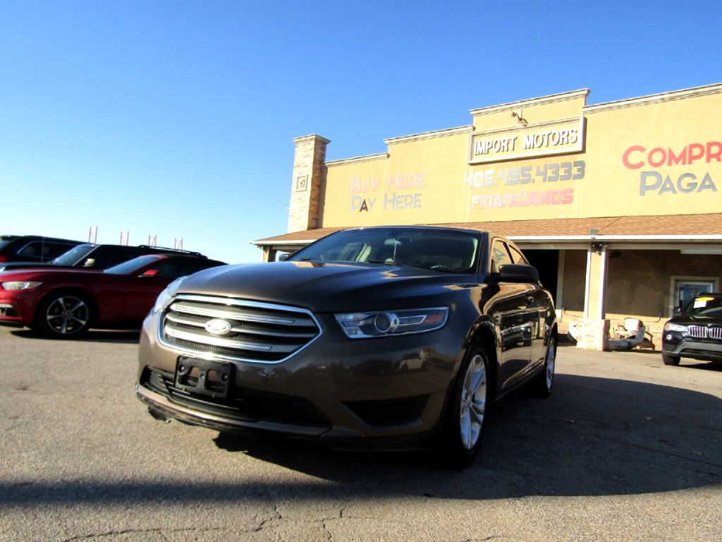 Ford Taurus SE FWD 2016