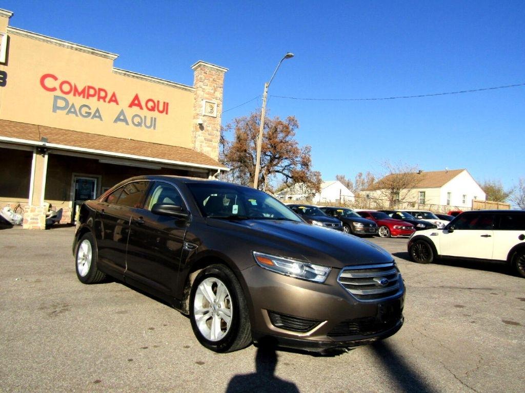 Ford Taurus SE FWD 2016