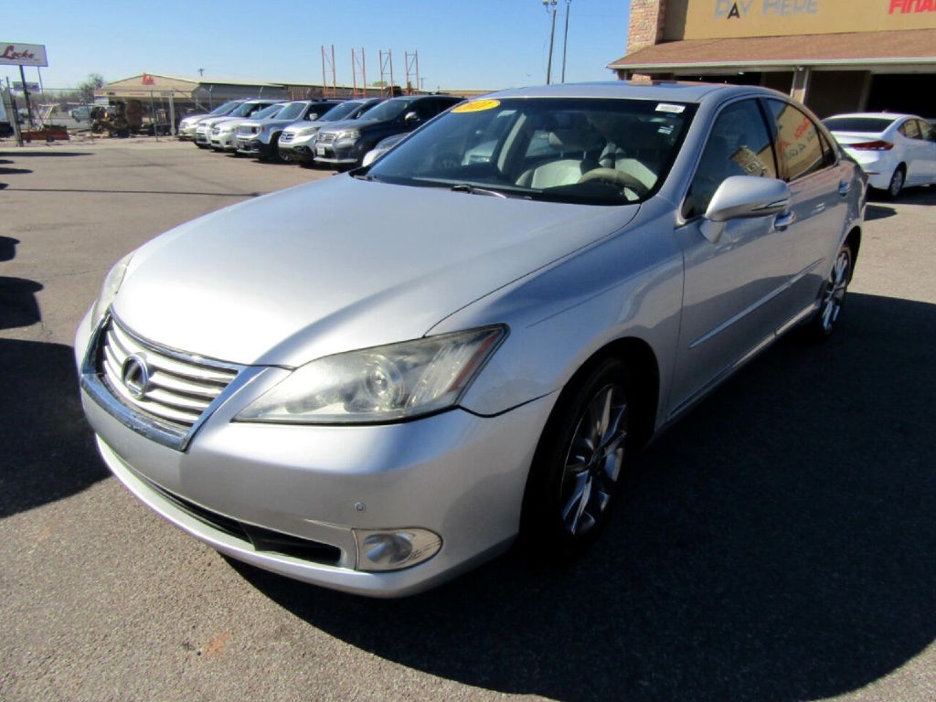 Lexus ES 350 Sedan 2011
