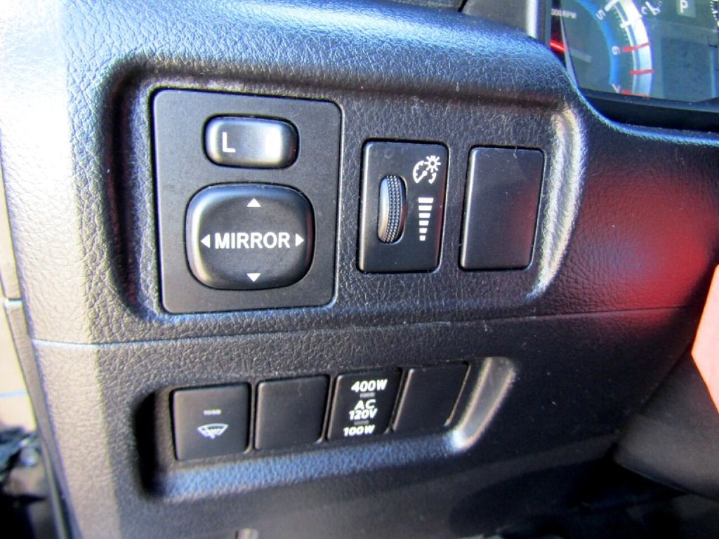 Toyota 4Runner SR5 2WD 2016