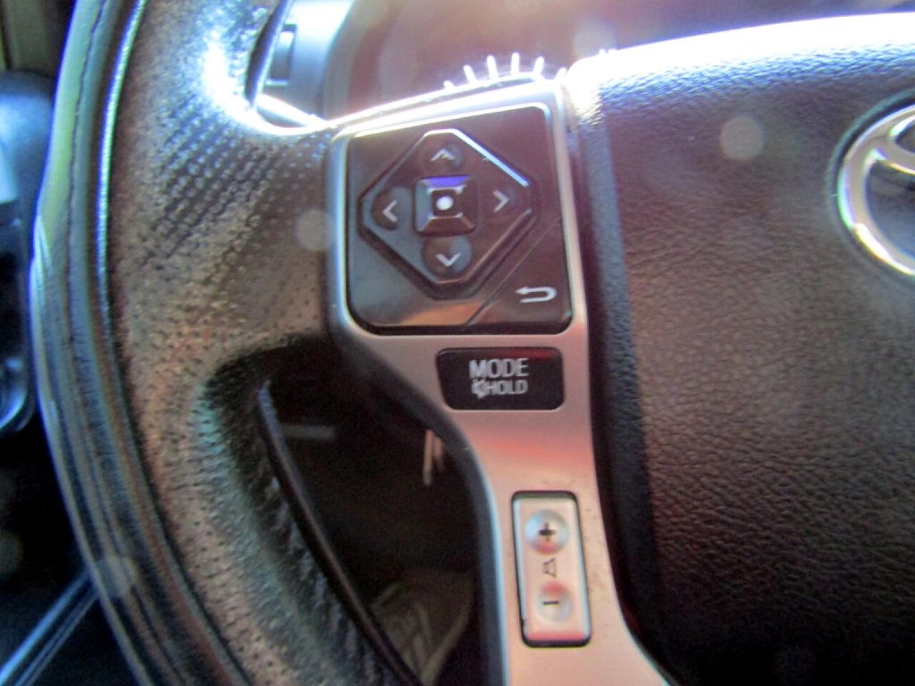 Toyota 4Runner SR5 2WD 2016