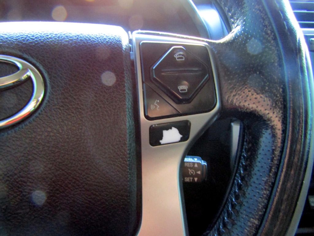 Toyota 4Runner SR5 2WD 2016