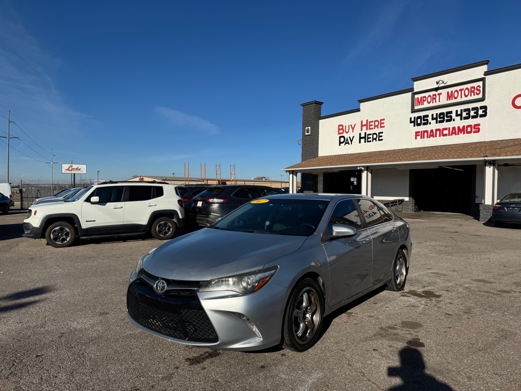 Toyota Camry LE 2017