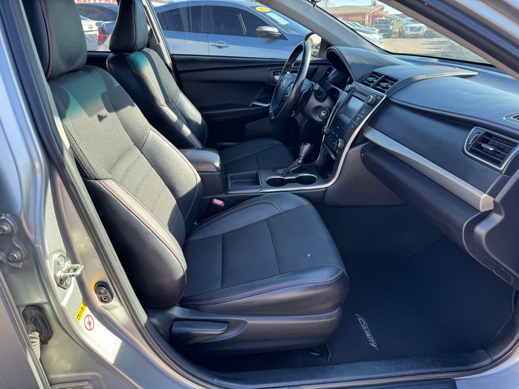 Toyota Camry LE 2017