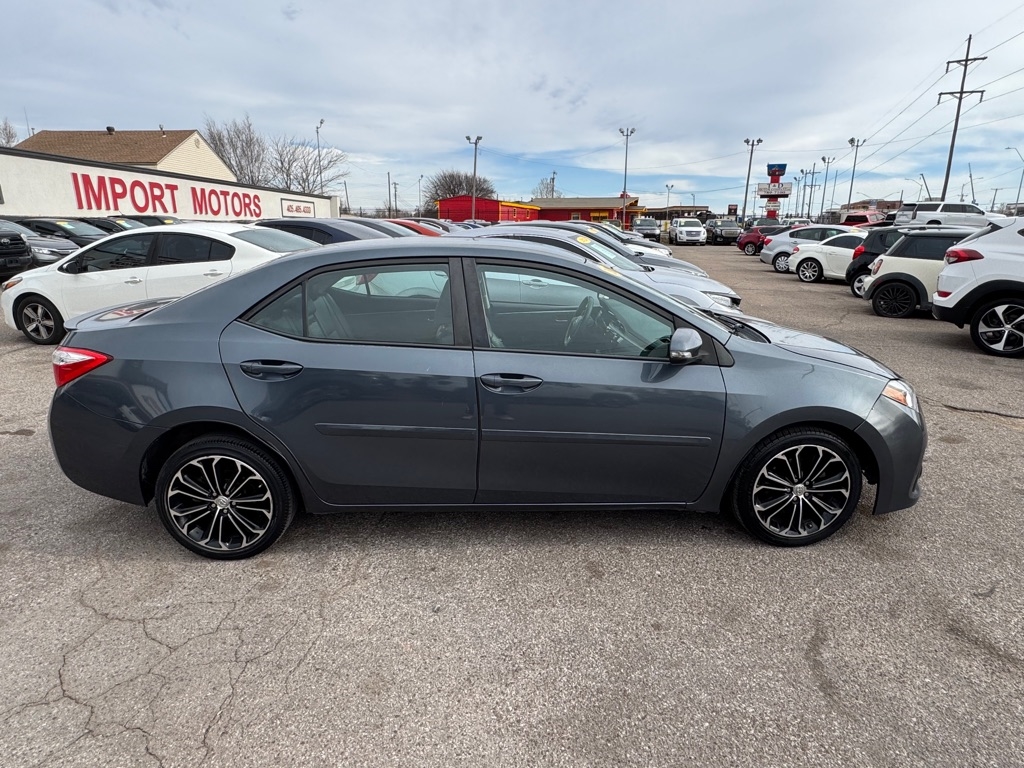 Toyota Corolla LE CVT 2016