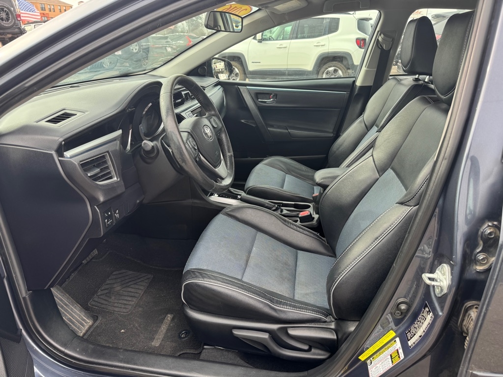 Toyota Corolla LE CVT 2016