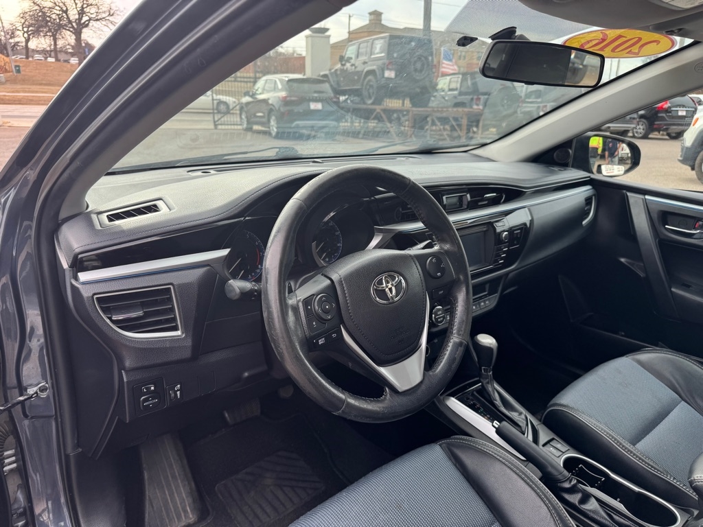 Toyota Corolla LE CVT 2016