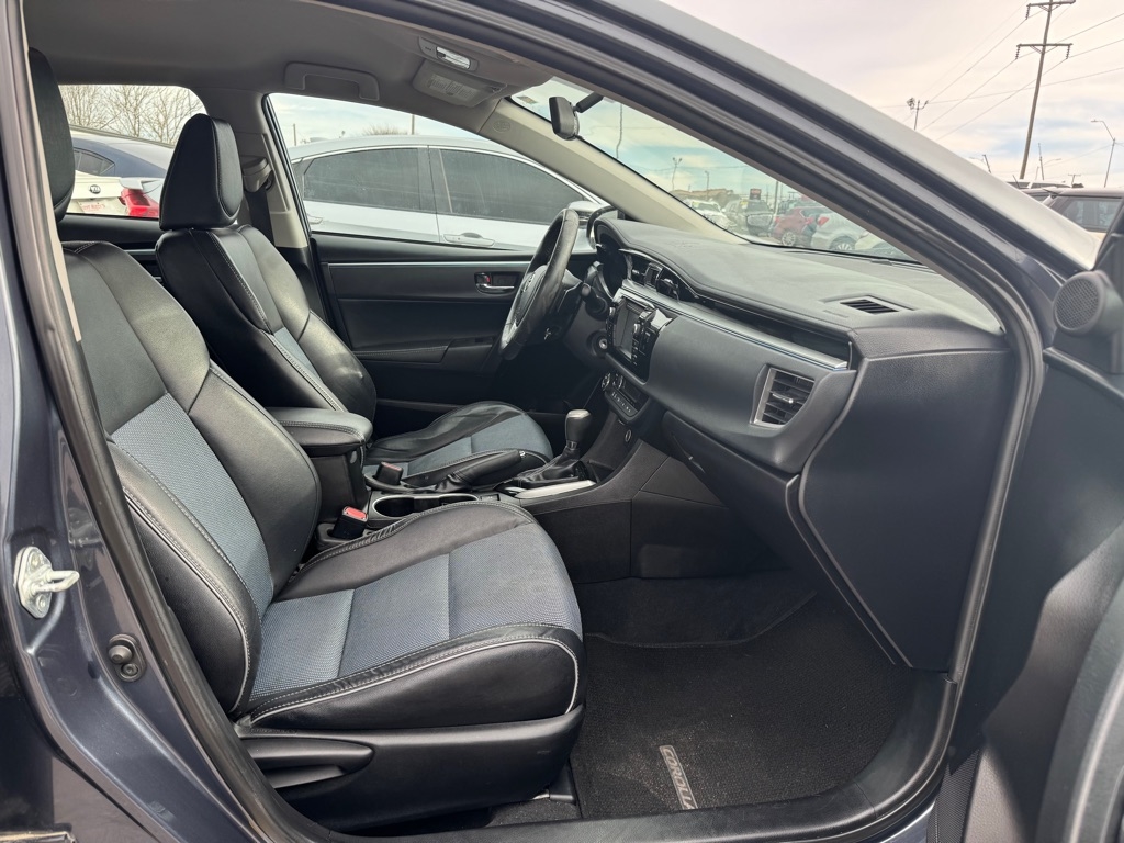 Toyota Corolla LE CVT 2016