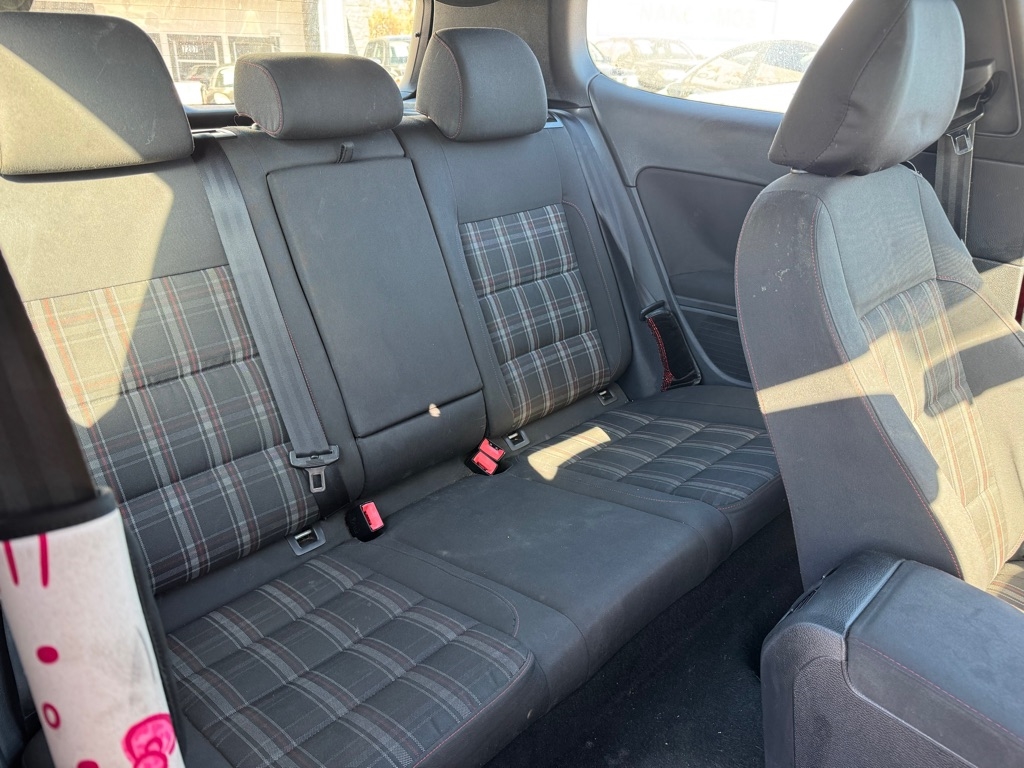 Volkswagen GTI  2013