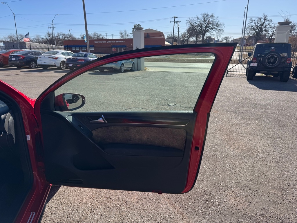 Volkswagen GTI  2013