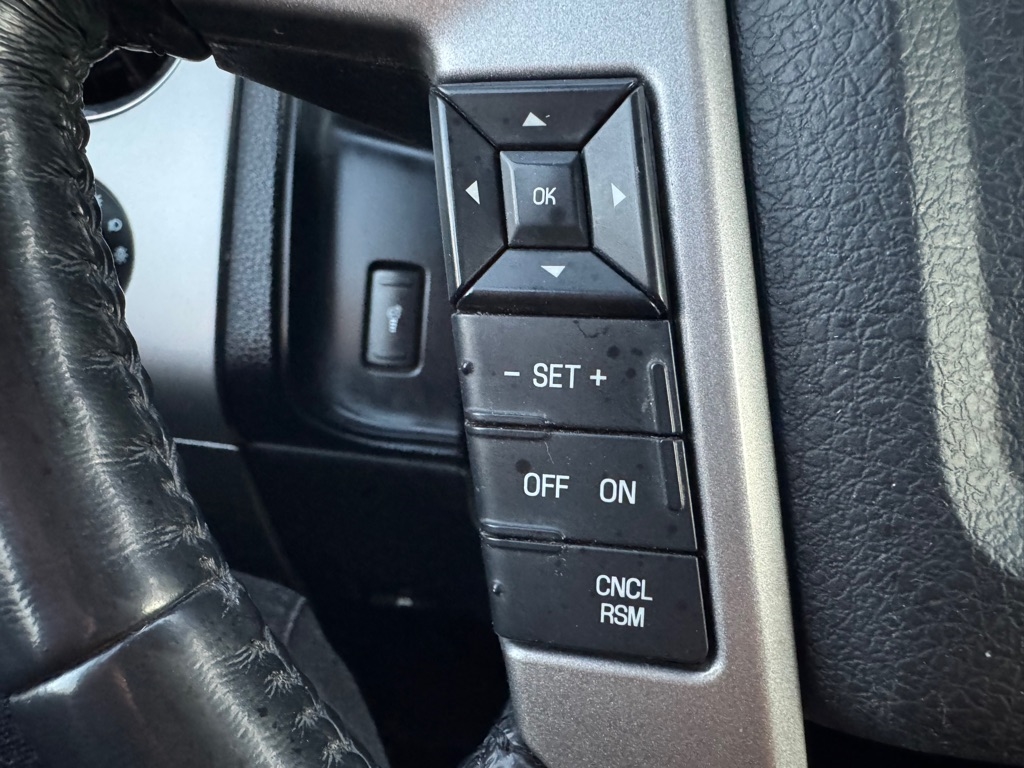 Ford Expedition EL Limited 4WD 2016