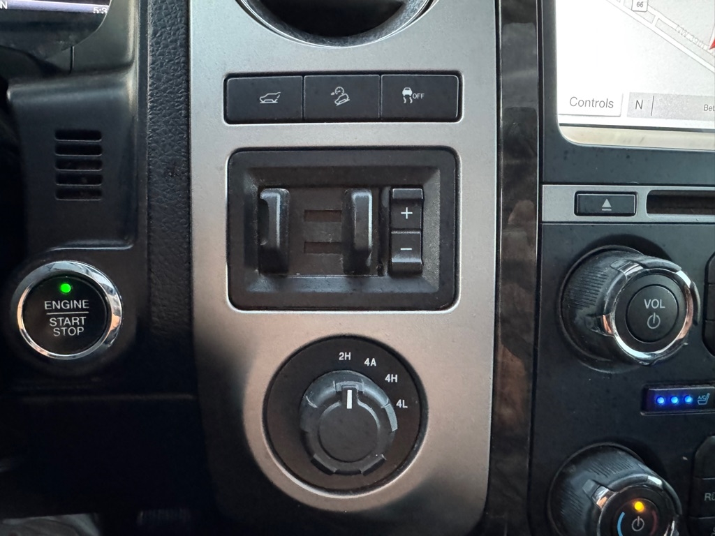 Ford Expedition EL Limited 4WD 2016