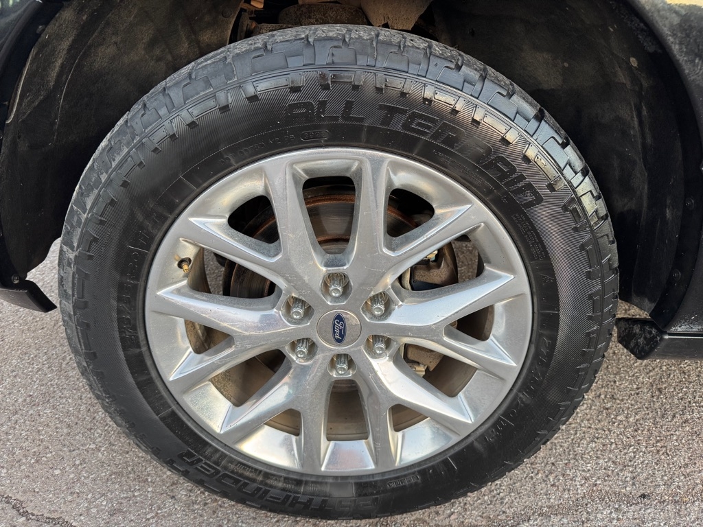 Ford Expedition EL Limited 4WD 2016