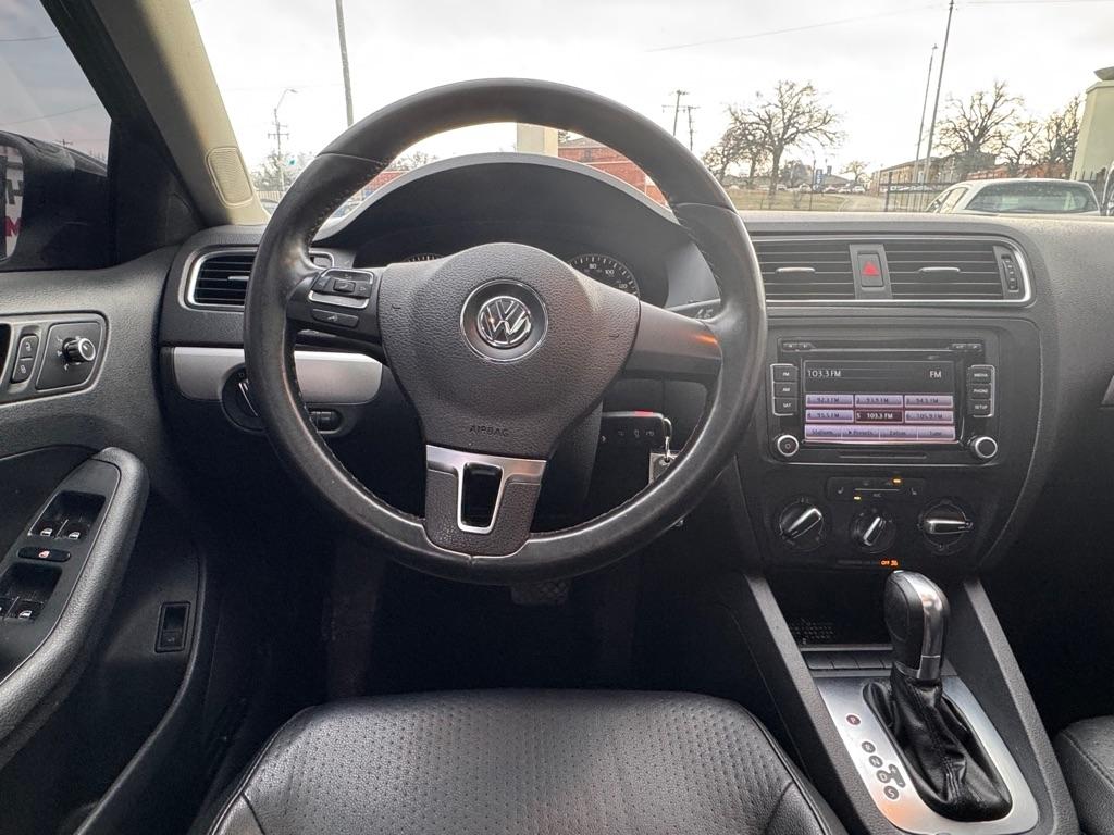 Volkswagen Jetta SE 2013