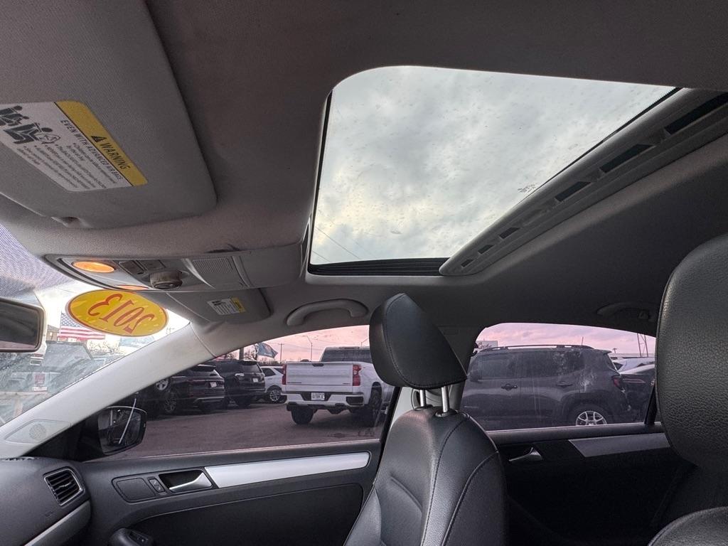 Volkswagen Jetta SE 2013