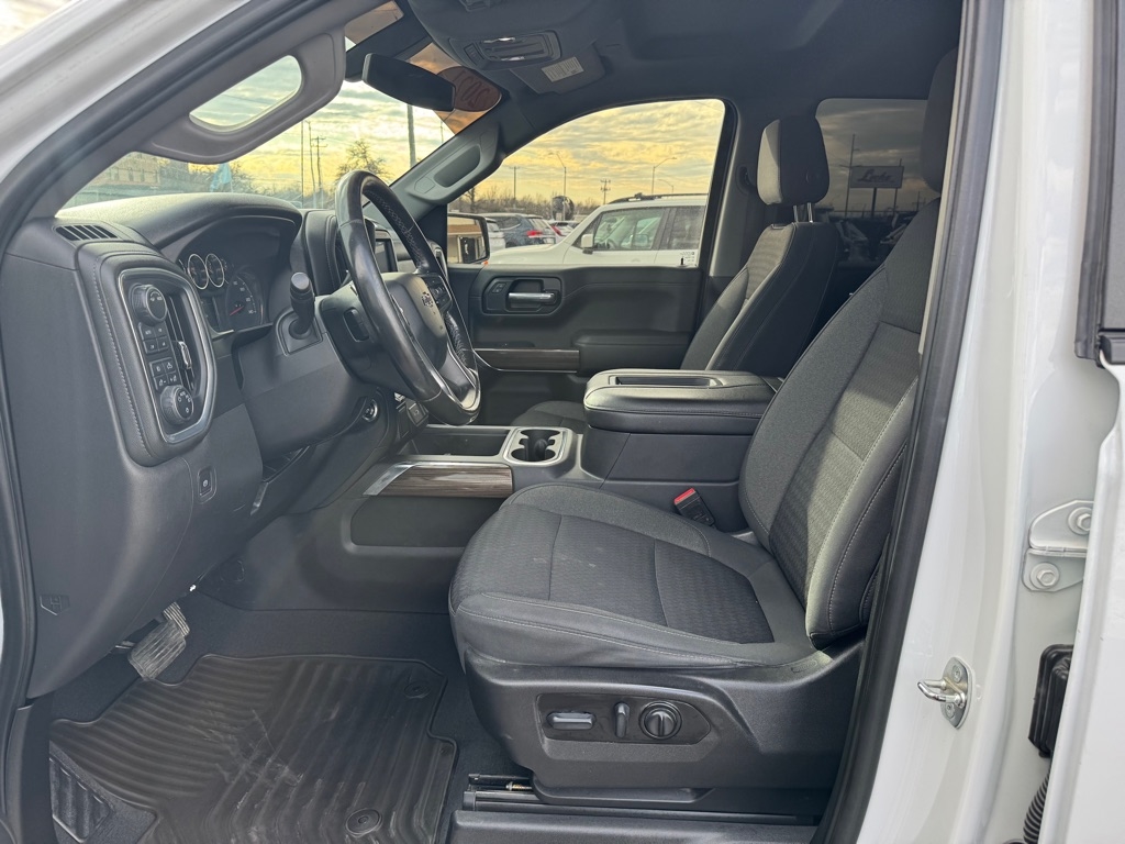Chevrolet Silverado 1500 RST Crew Cab 4WD 2021