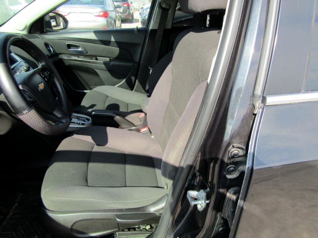 Chevrolet Cruze 1LT Auto 2015