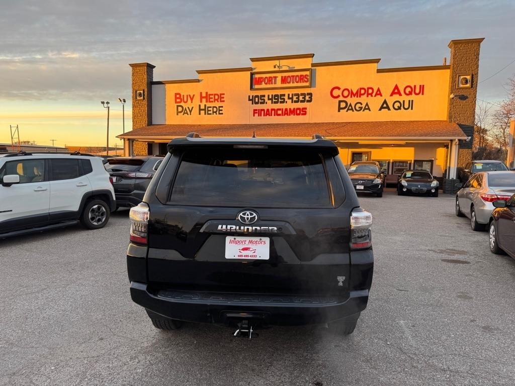 Toyota 4Runner SR5 4WD 2019