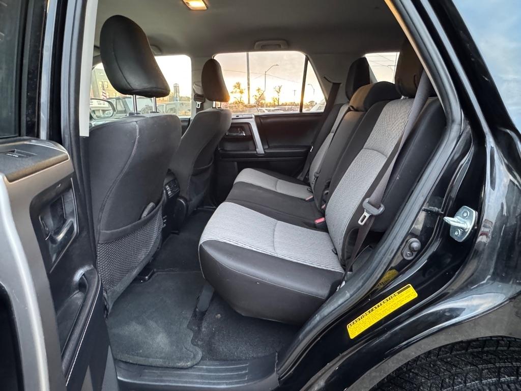 Toyota 4Runner SR5 4WD 2019