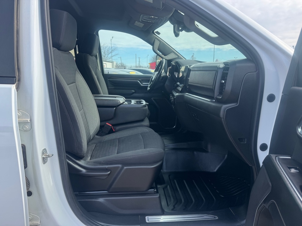 Chevrolet Silverado 2500HD LT Crew Cab Long Box 4WD 2024