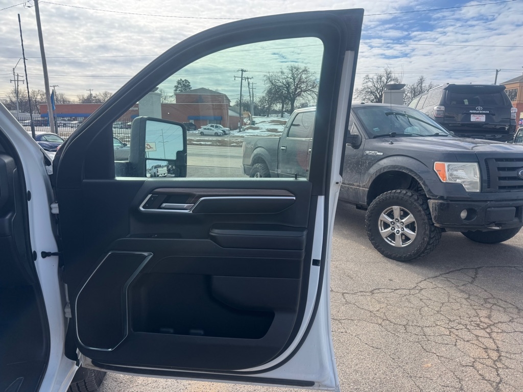 Chevrolet Silverado 2500HD LT Crew Cab Long Box 4WD 2024