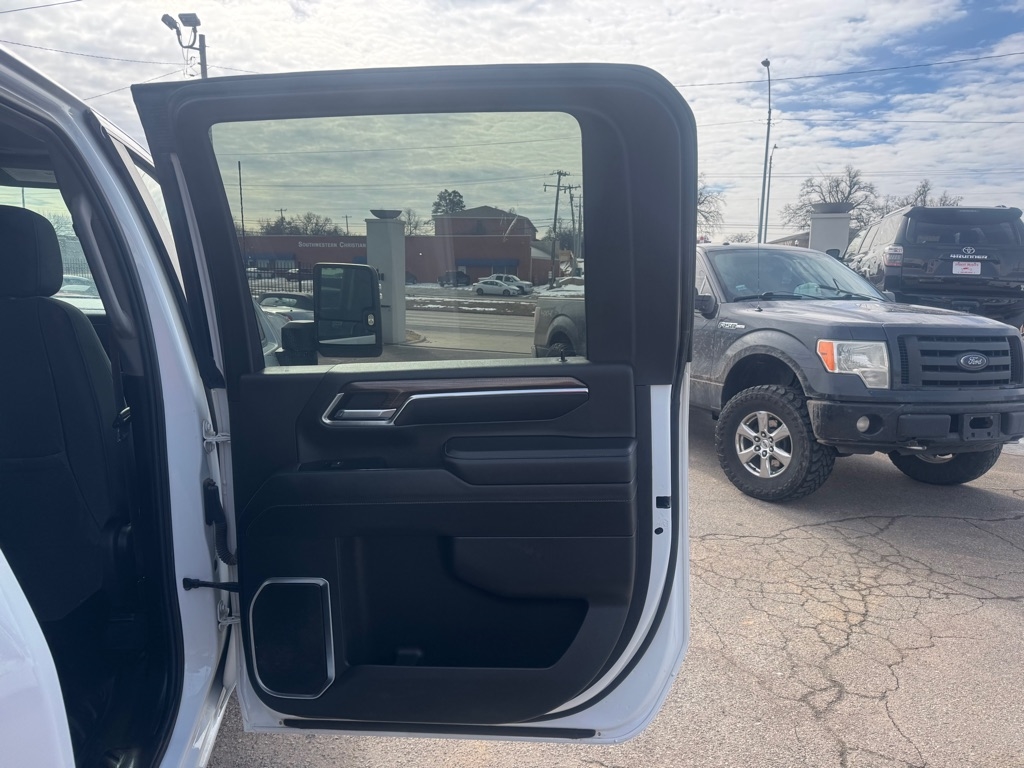 Chevrolet Silverado 2500HD LT Crew Cab Long Box 4WD 2024