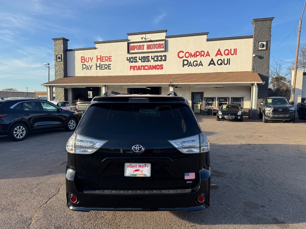 Toyota Sienna SE 8-Passenger 2017