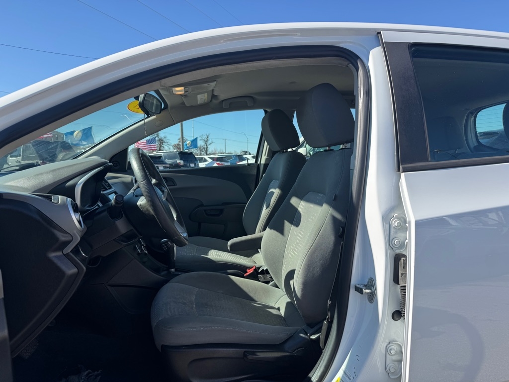 Chevrolet Sonic  2017