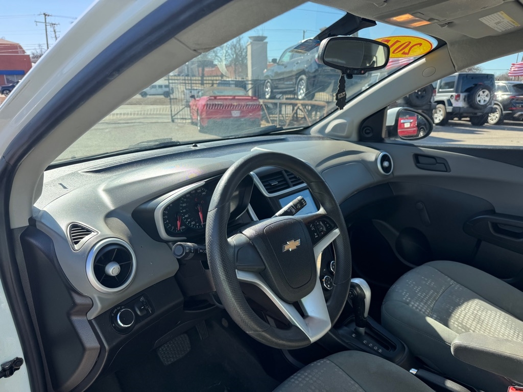 Chevrolet Sonic  2017