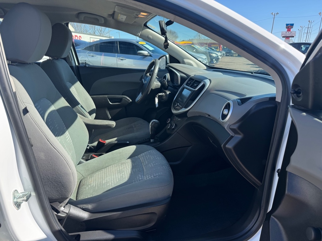 Chevrolet Sonic  2017