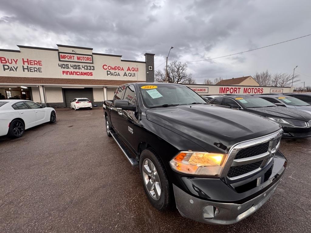 RAM 1500 SLT Crew Cab SWB 2WD 2017
