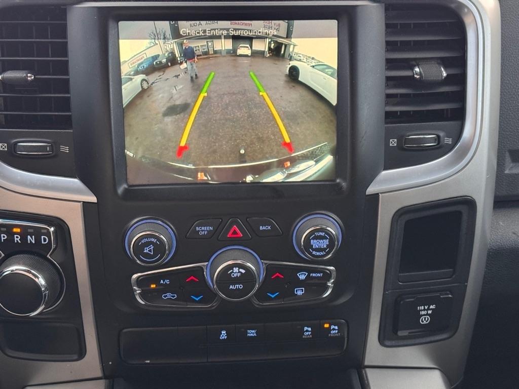 RAM 1500 SLT Crew Cab SWB 2WD 2017