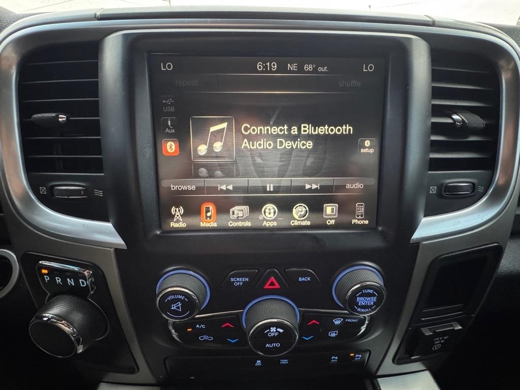 RAM 1500 SLT Crew Cab SWB 2WD 2017