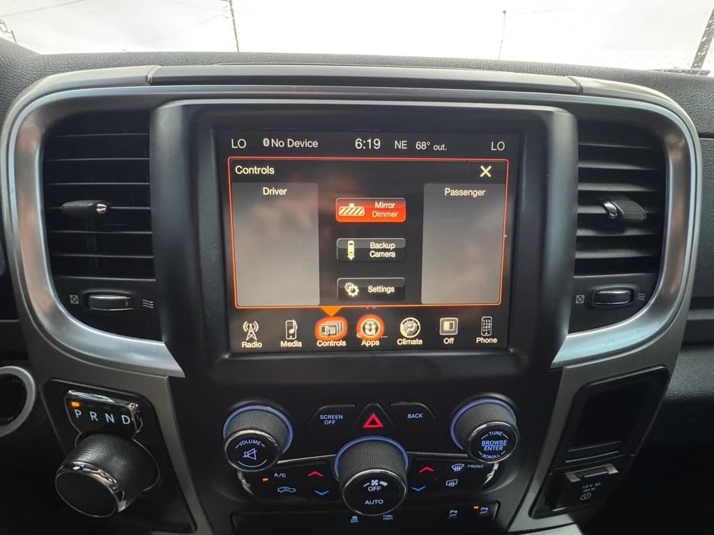 RAM 1500 SLT Crew Cab SWB 2WD 2017