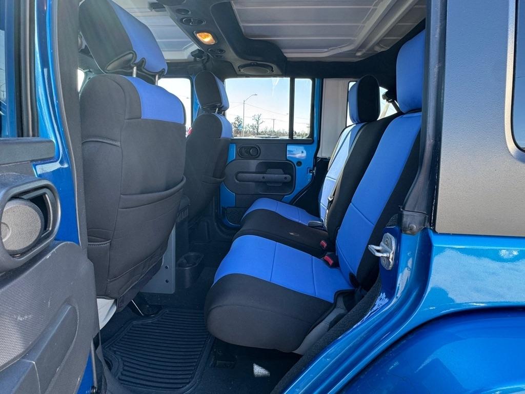 Jeep Wrangler Unlimited Sahara 4WD 2007