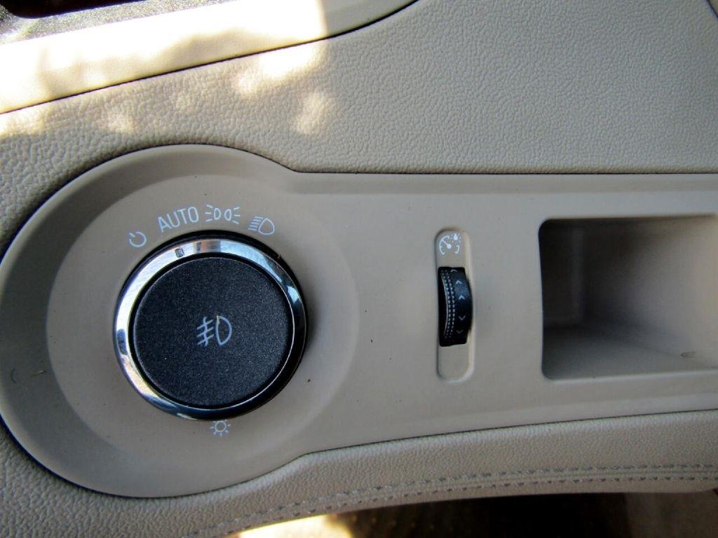 Buick LaCrosse CXL FWD 2010