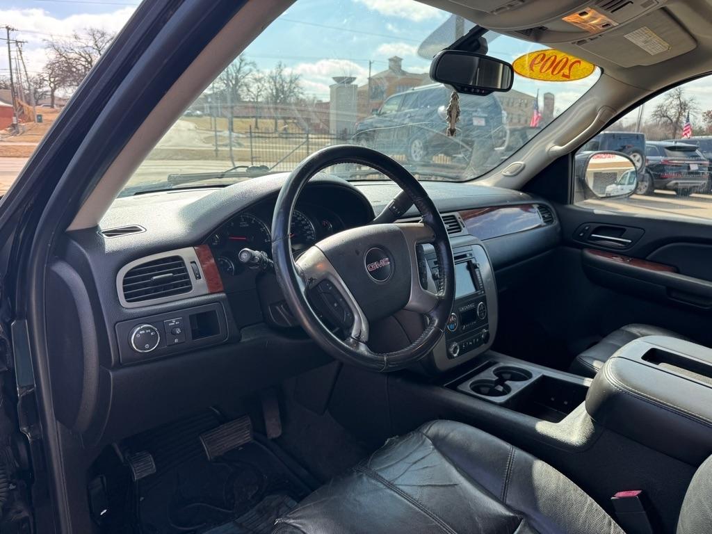 GMC Yukon XL SLT-1 1/2 Ton 2WD 2009