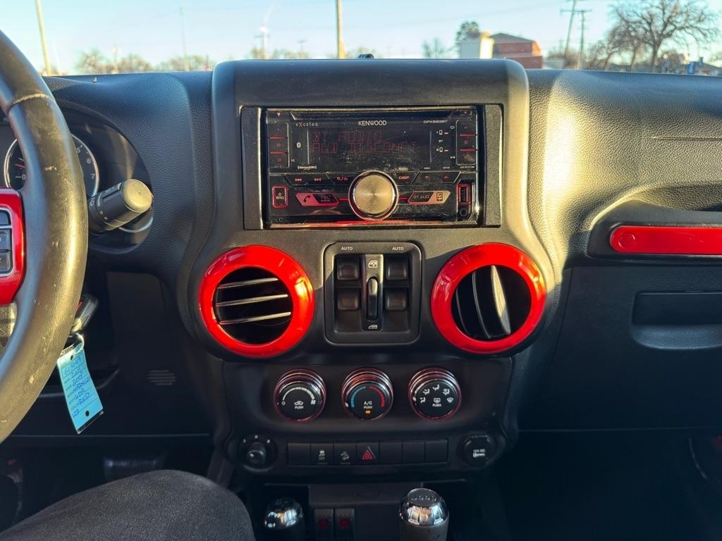 Jeep Wrangler Unlimited Sport 4WD 2011