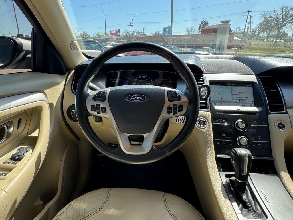 Ford Taurus SEL FWD 2016