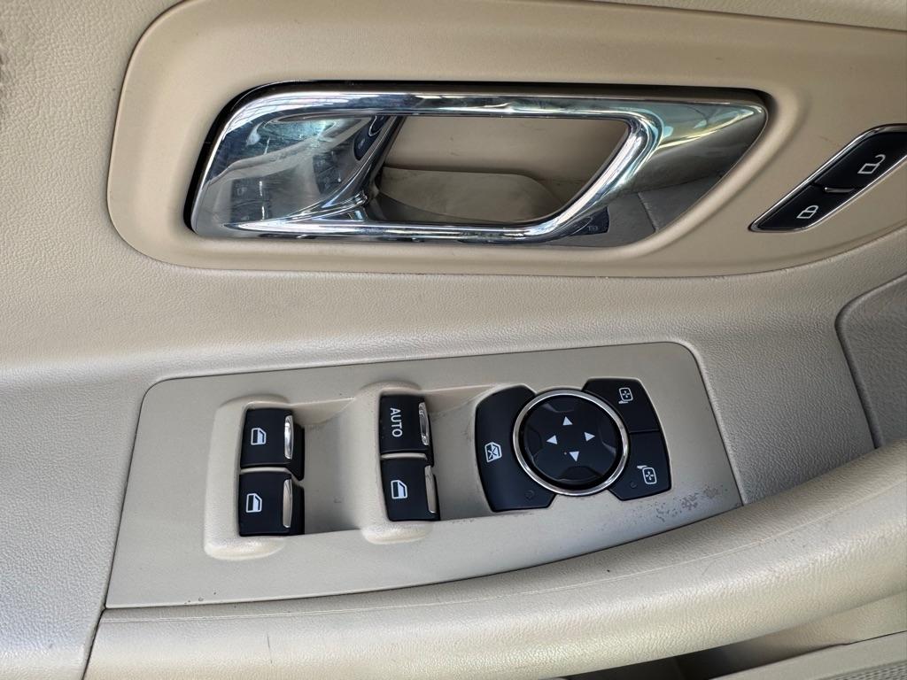 Ford Taurus SEL FWD 2016