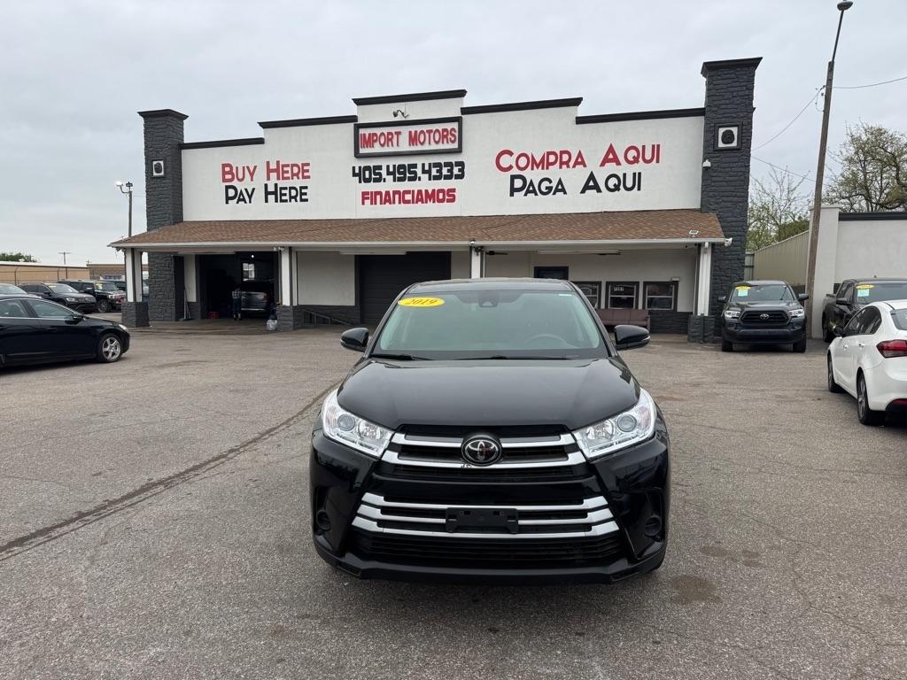 Toyota Highlander LE Plus FWD V6 2019