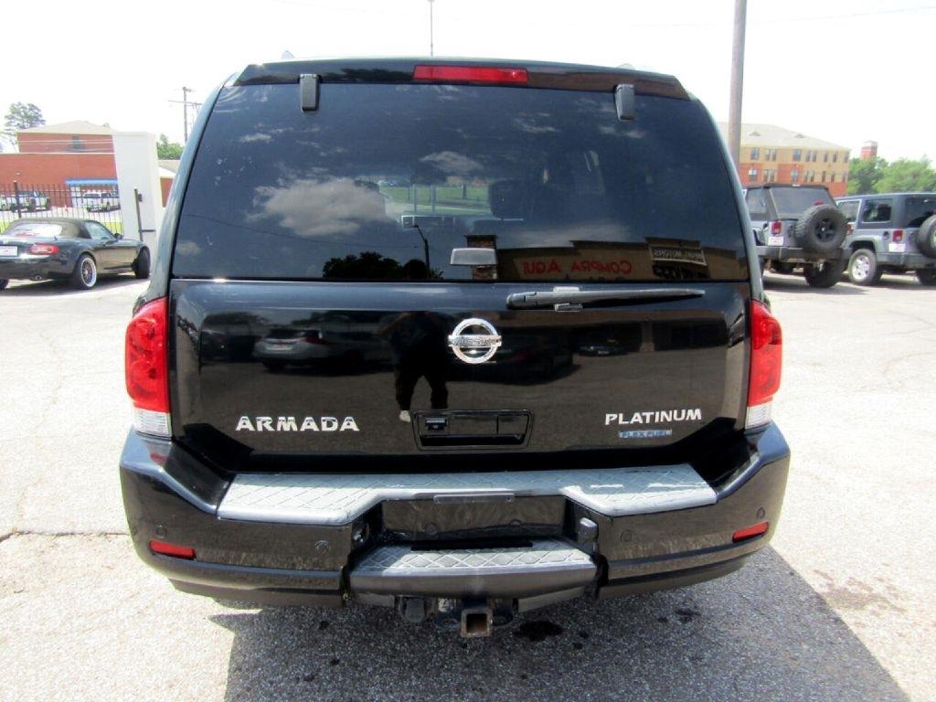 Nissan Armada Platinum 4WD 2010