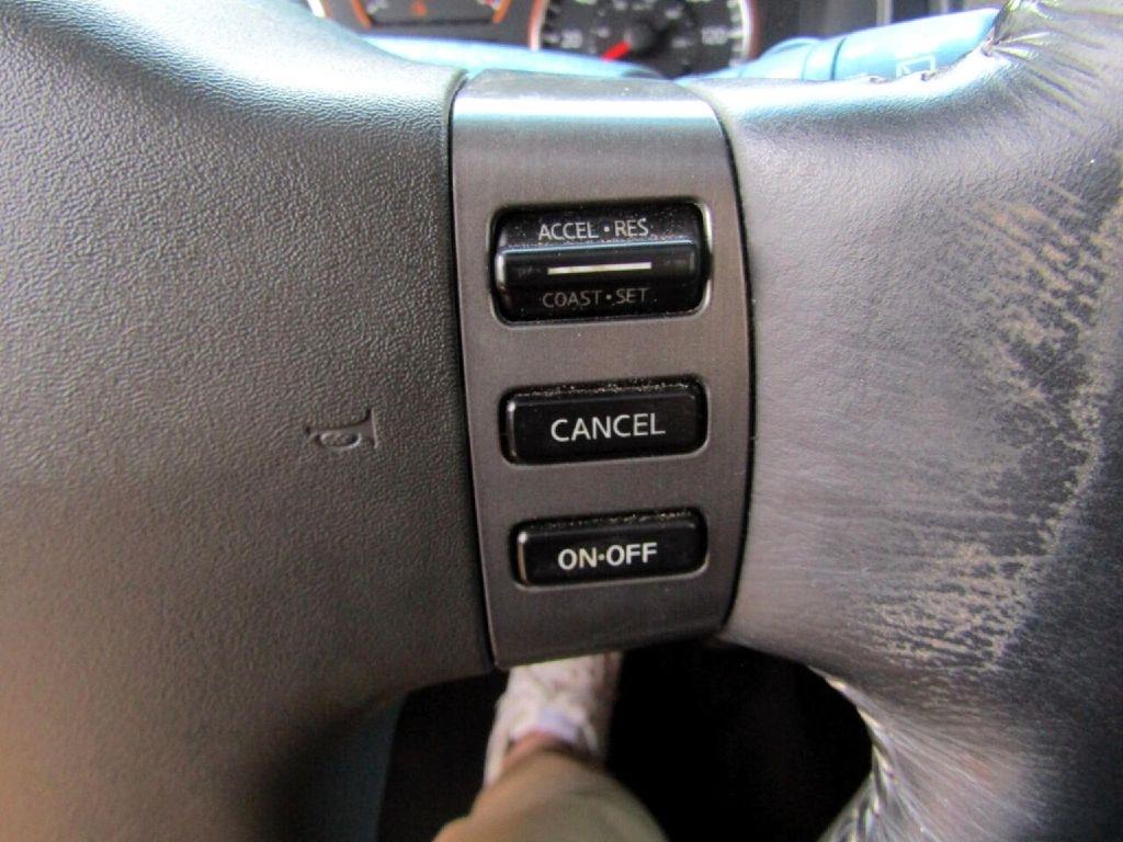 Nissan Armada Platinum 4WD 2010