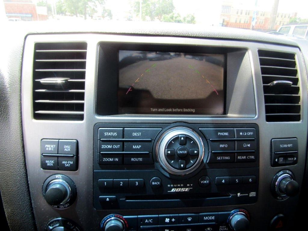 Nissan Armada Platinum 4WD 2010