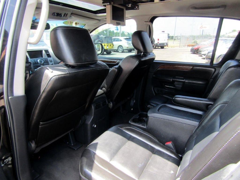 Nissan Armada Platinum 4WD 2010