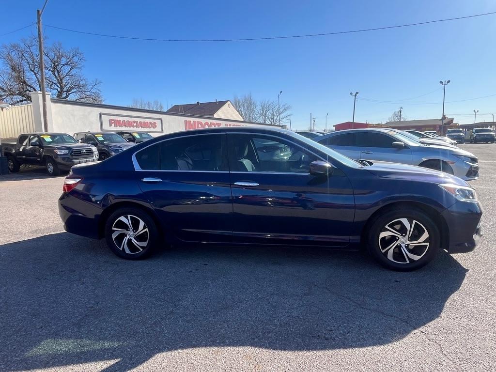 Honda Accord LX Sedan CVT 2017
