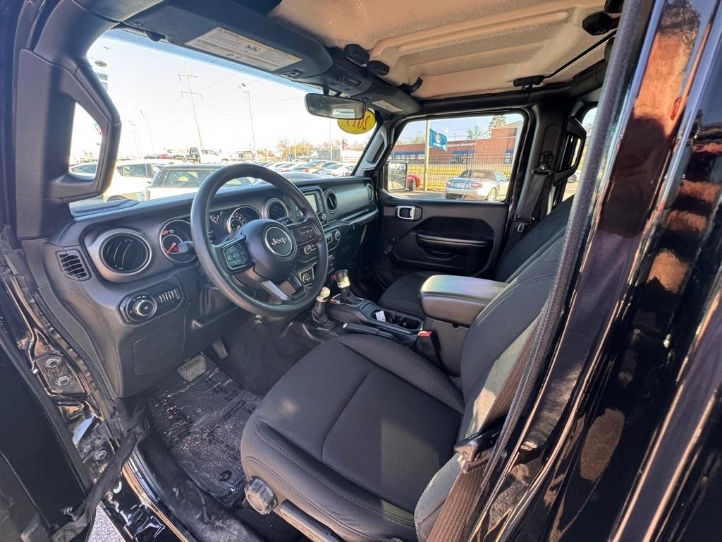 Jeep Wrangler Unlimited Sport 2019