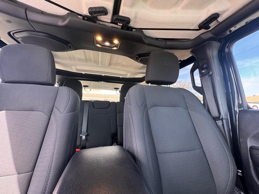 Jeep Wrangler Unlimited Sport 2019