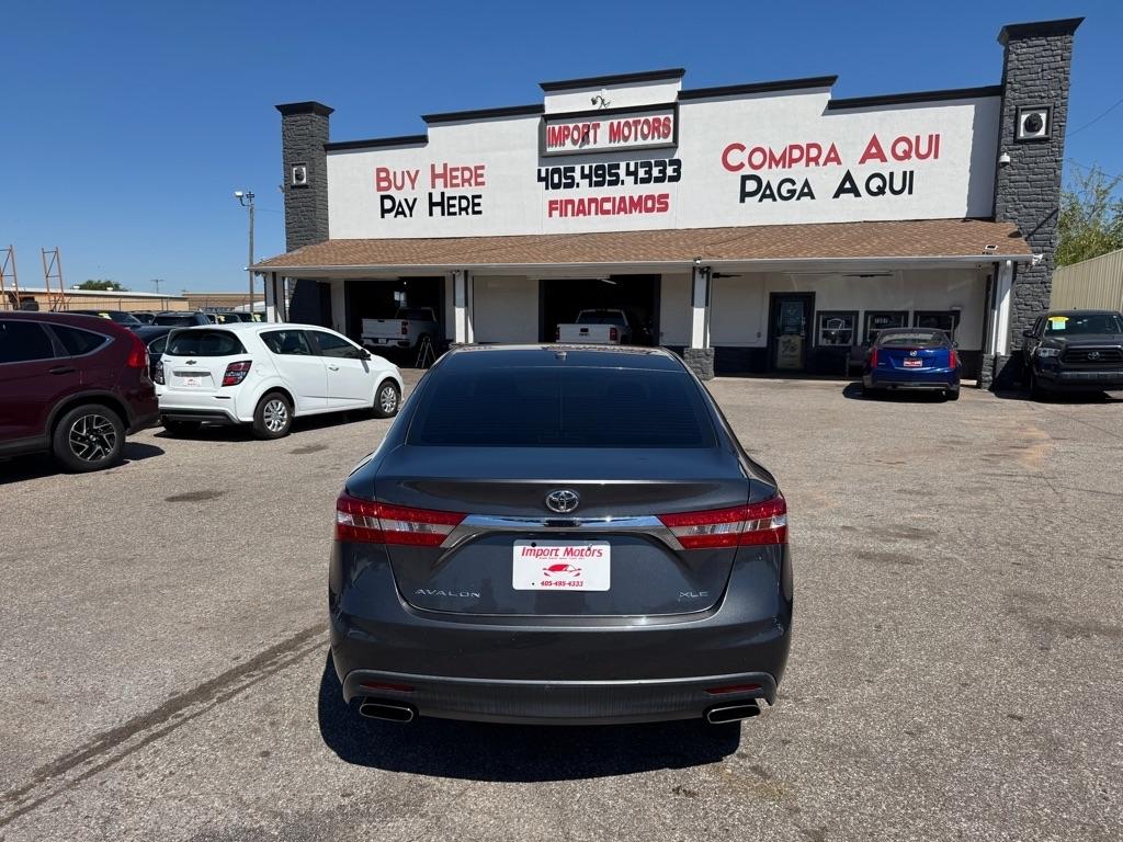 Toyota Avalon XLE 2015